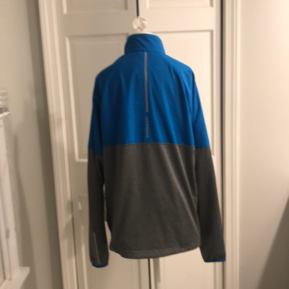 Running Jacket Men’s - Picture 3 of 4